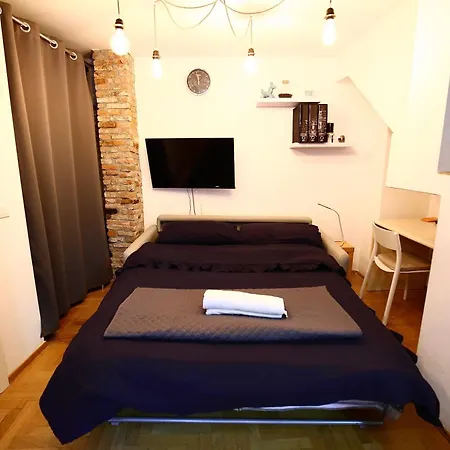 Penthouse In 아파트 밀라노