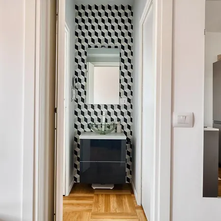Just Urban Stays - Bilocale Moderno A Pochi Minuti Dal Duomo * 밀라노