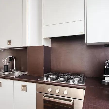 Just Urban - Elegant 1-br In Porta Romana - Duomo 4 Min By M3 Milano