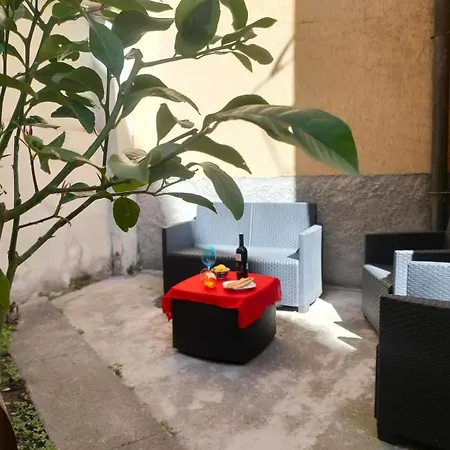 San Siro Con Giardino Privato Milão