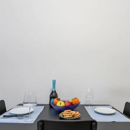 Gambara M1 - 15 Min To Duomo, Balcony, Ac&wifi