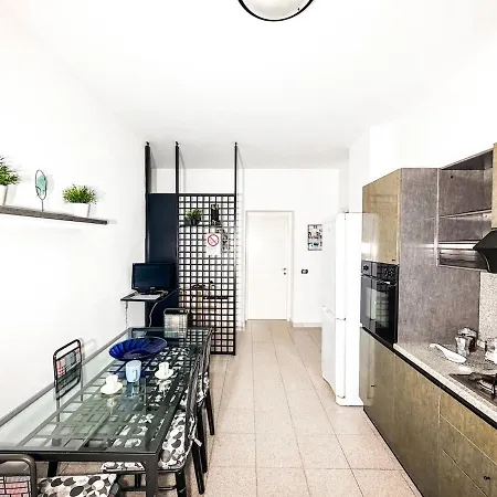 Appartamento Three-room 2 Bedrooms With Balcony 2 Min From Milano