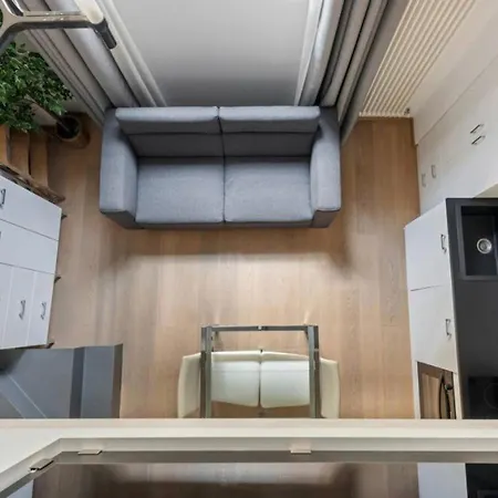Giusti Two-bedroom Duplex - Arco Della Pace & Sempione Park - Sleeps 5 Apartamento