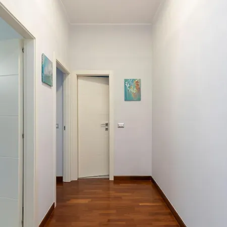 Gambara M1 - 15 Min To Duomo, Balcony, Ac&wifi Апартаменты Милан