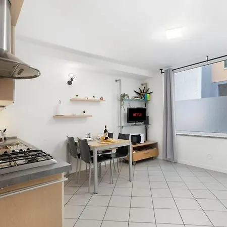 아파트 Modern Retreat Corso Buenos Aires Mi Wifi And Ac 밀라노