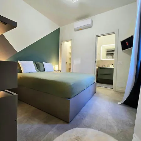 Yr - Duomo - 7' A Piedi Da Piazza Duomo Appartement