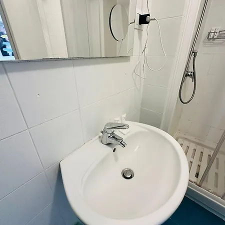 Luminoso Con Garage Privato Gratuito Milano