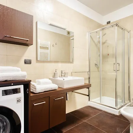 Just Urban - Moderno Trilocale Con Ampio Terrazzo - M4 Tolstoj