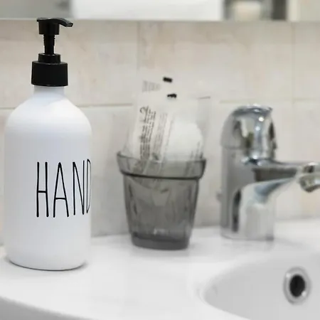 Modern Retreat Corso Buenos Aires Mi Wifi And Ac * 밀라노