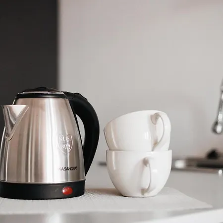 Just Urban Stays - Bilocale Moderno A Pochi Minuti Dal Duomo 밀라노