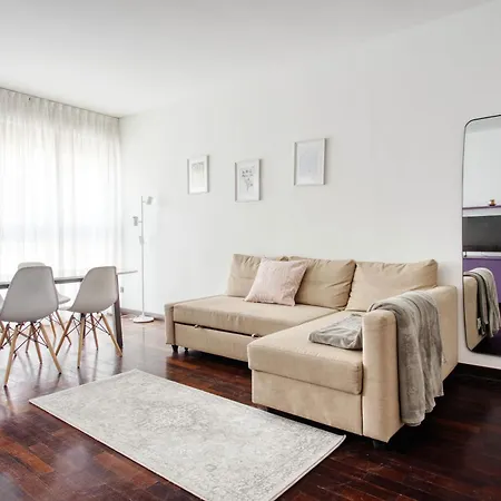 Just Urban - Moderno Trilocale Con Ampio Terrazzo - M4 Tolstoj Appartamento