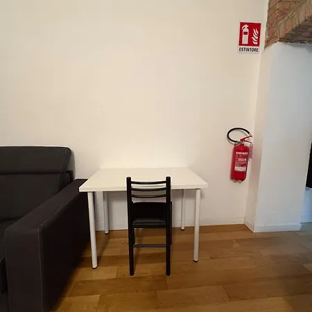 Modern In Milan, Isola Area