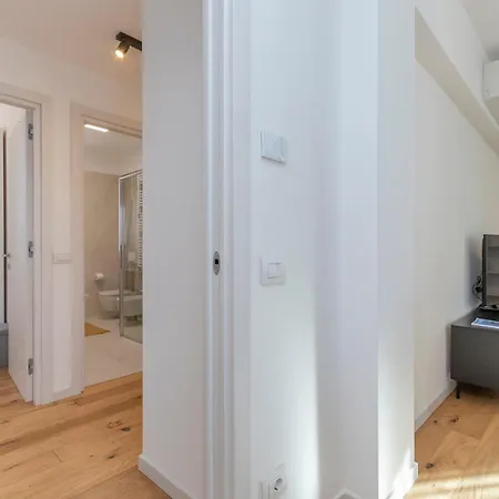 I-host - Assietta Milano