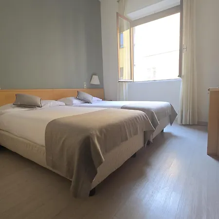 فندق Mokinba Sant'ambroeus 3*