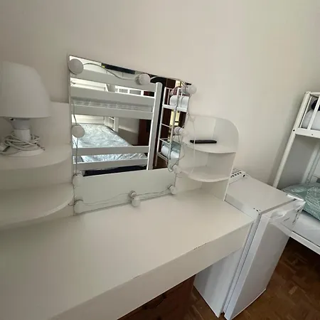 Gigli, Con Cucina In Comune E Terrazza 게스트하우스