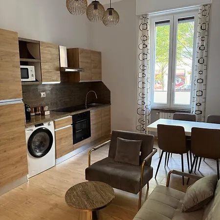 Lägenhet Rin Collection - 2br 2ba - 5 Min Walk To Metro & Train *