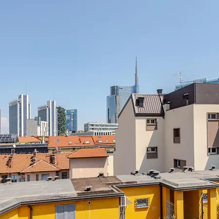 Casa Moderna A Due Passi Da China Town E Metro 아파트 *