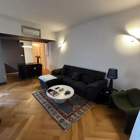 Apartment Casa Vittoria Mailand