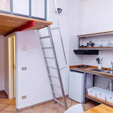 Daire Artstay Porta Romana Parking 3th Floor No Lift