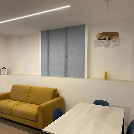 Enigmatic House With Private Garden Апартаменты *