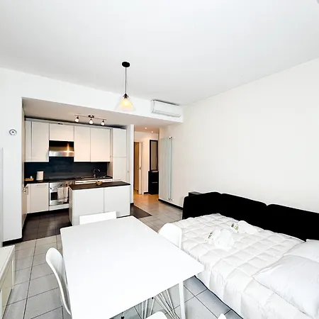 Sweet Staying At Large 3rooms In Navigli Apartment
