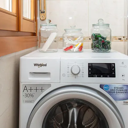 Kaktus House - Your Away From In Apartamento Milão