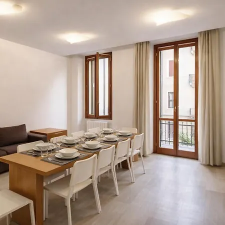 Milanrentals - Iris Apartament *