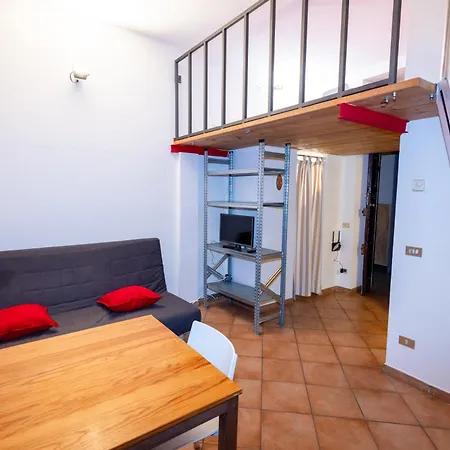 Artstay Porta Romana Parking 3th Floor No Lift