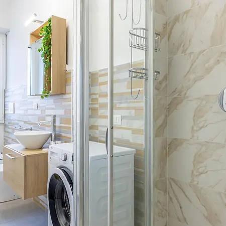 Апартаменты Porta Romana Luminoso Trilocale Con Balcone Милан