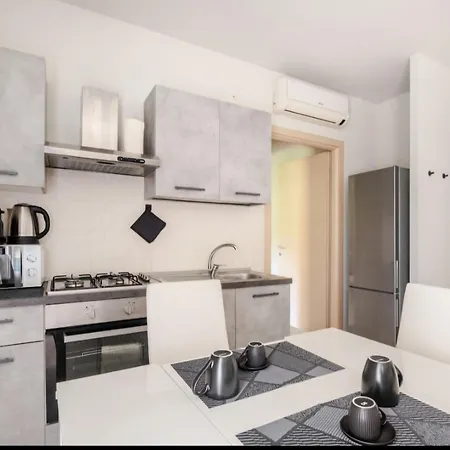 Casa Luna - San Siro * Milán