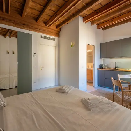 Centro, Di Stile Apartament Mediolan