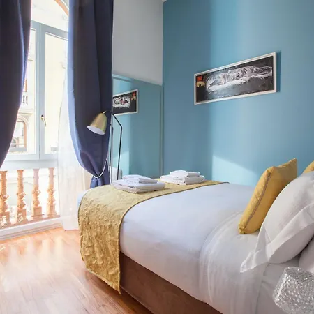 Hacca Collection - Chic 2br In Cool Porta Venezia District Apartment