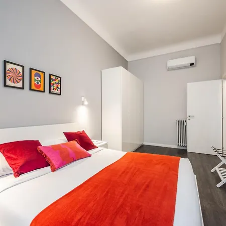 The Bau-haus - Station Area Apartman Milánó