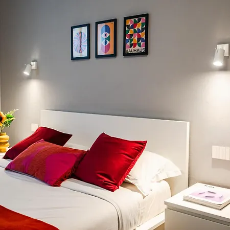 The Bau-haus - Station Area Apartman Milánó