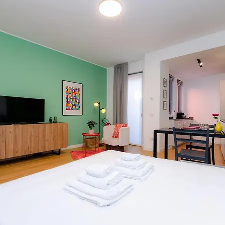 Vivimihome - Navigli Design Loft With Terrace Milão