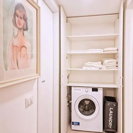 Apartamento Pier's House - Attico A 3 Chilometri Dal Centro Milão