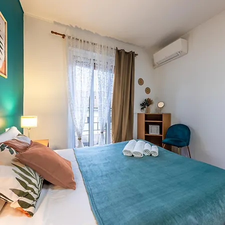 Porta Romana Luminoso Trilocale Con Balcone