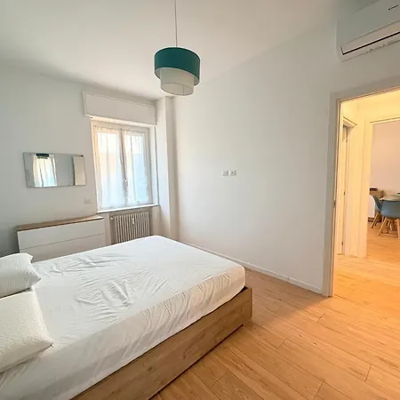 Strambhouse Milan