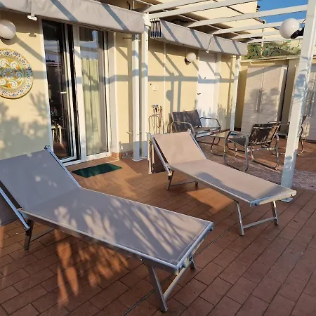 Pier's House - Attico A 3 Chilometri Dal Centro Milão