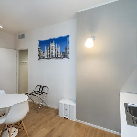Magnoliaapartments - Freguglia 2 Center Апартаменты Милан