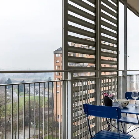 Luminoso Attico Con Garage Gratis Vicino Al Duomo E Allo Ieo *