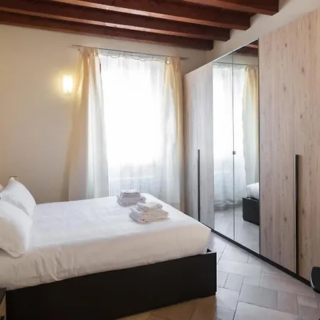 Italianway Easy - Muratori 8 * Milán