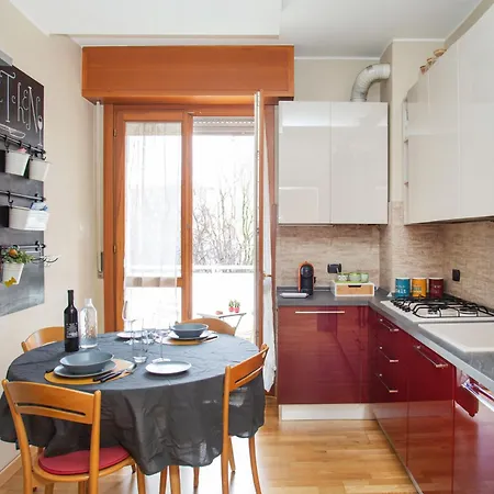 Kaktus House - Your Away From In Apartamento Milão