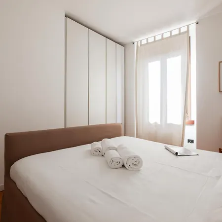 Hacca Collection - Brera & Fashion District - Bright 2br *