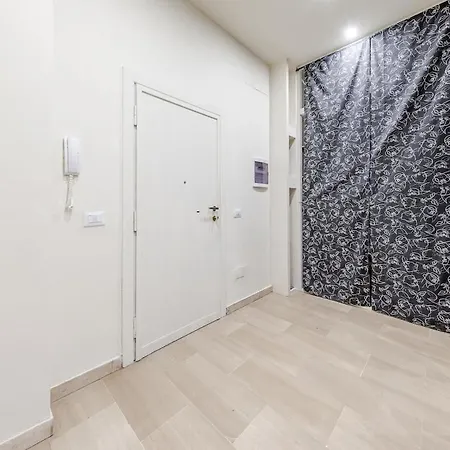 Chic & Modern Flat Navigli