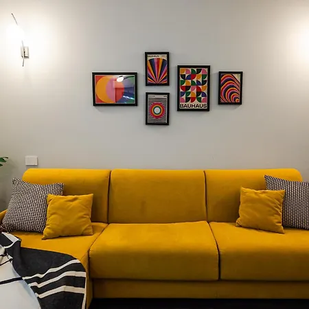 The Bau-haus - Station Area *