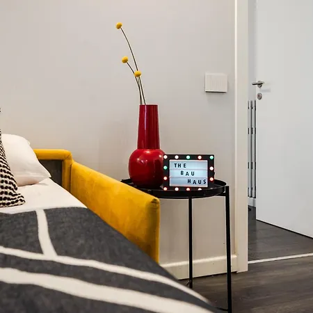 Apartman The Bau-haus - Station Area Milánó