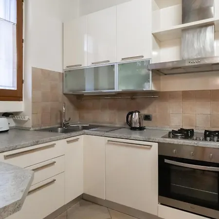 Italianway Easy - Muratori 8 * Milán