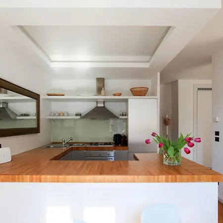 Hacca Collection - Brera & Fashion District - Bright 2br *