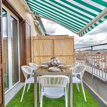 Exclusive Rooftop Vista Duomo Apartament
